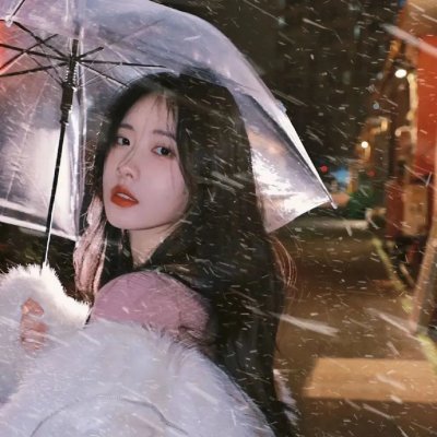 银河不曾拥抱月亮